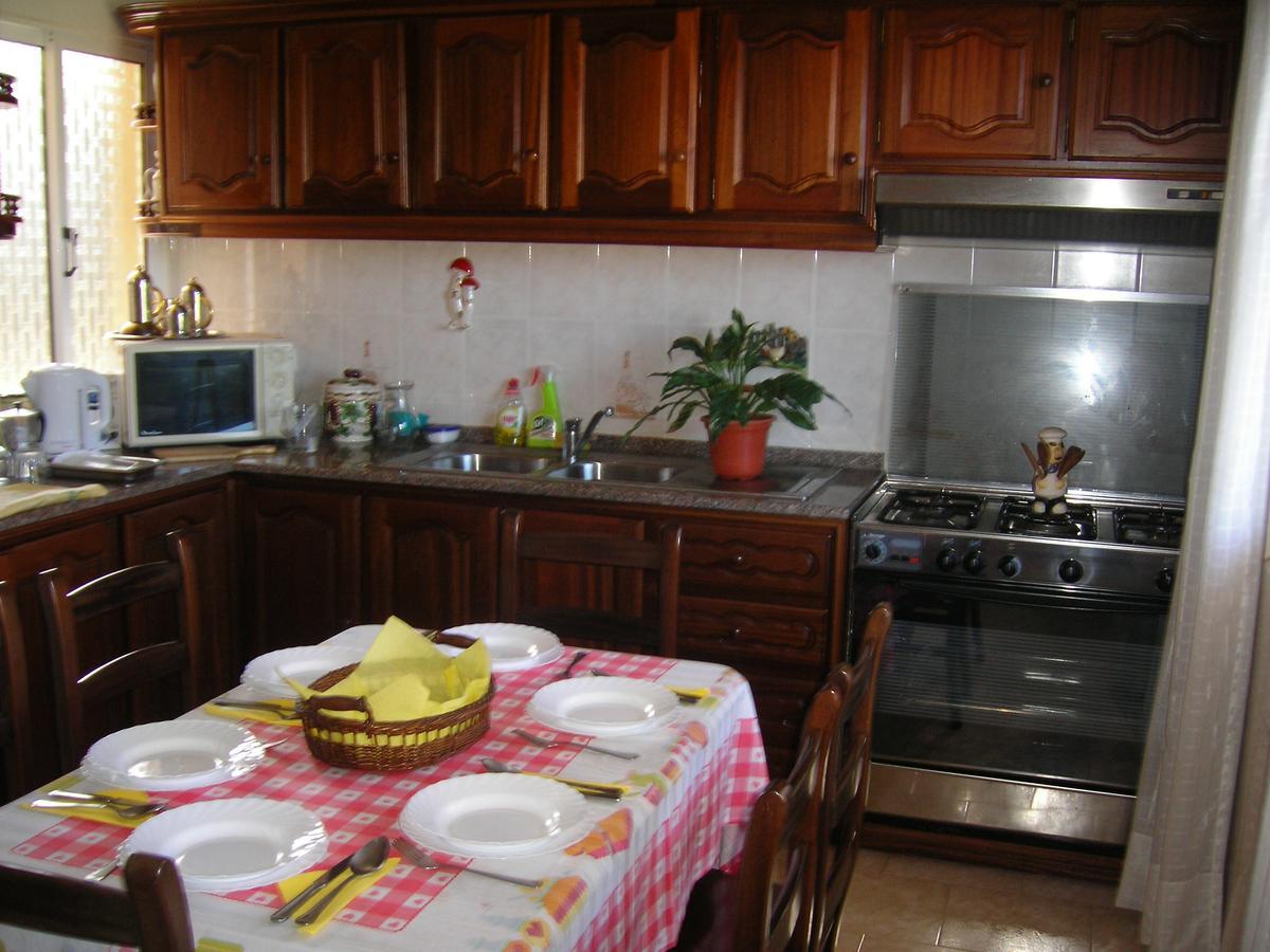 Hotel Residencia Ana Piso Um 1 à Santa Cruz  Extérieur photo