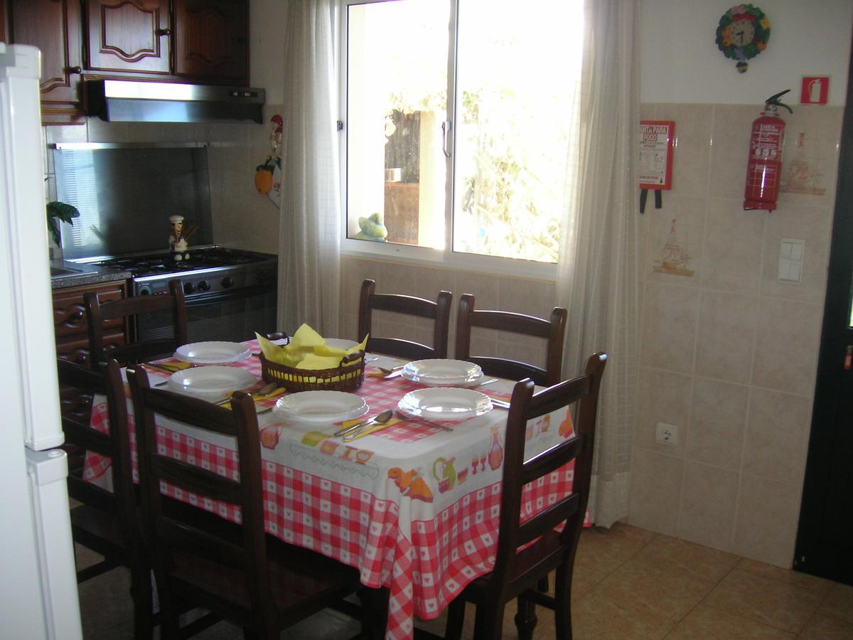 Hotel Residencia Ana Piso Um 1 à Santa Cruz  Extérieur photo